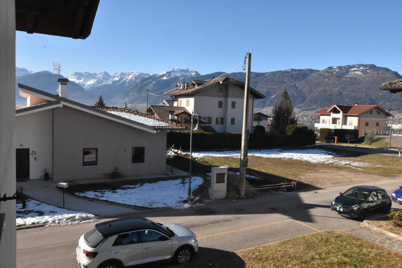 Appartamento Da Romina Con Parcheggio Gratuito Sanzeno Bagian luar foto